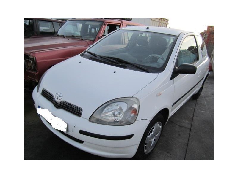 toyota yaris del año 2002
