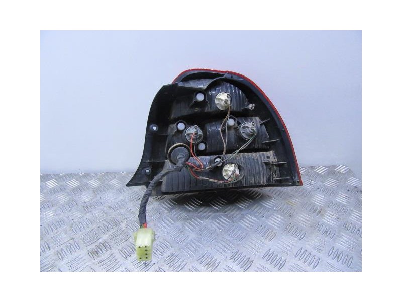 Recambio de piloto trasero izq. : kia shuma : 1.5 g (88,37cv) [2000] para kia shuma 1.5 g referencia OEM IAM   