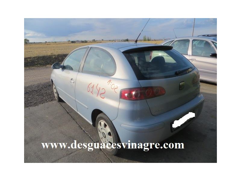 seat ibiza del año 2002