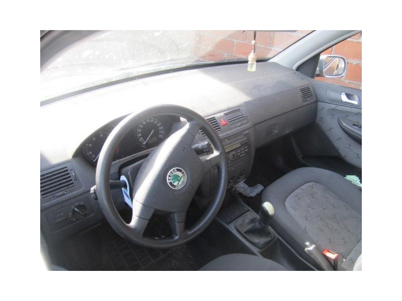 skoda fabia del año 2002
