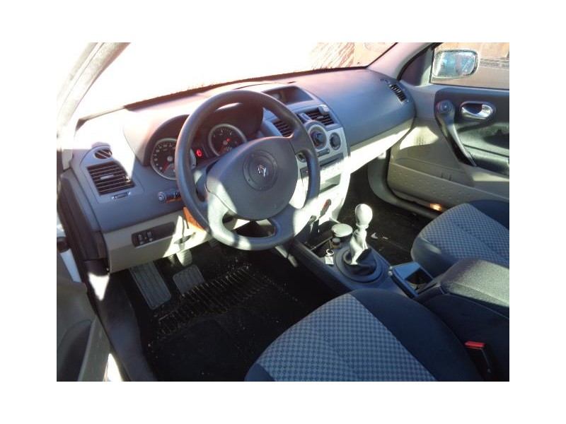 renault megane del año 2004