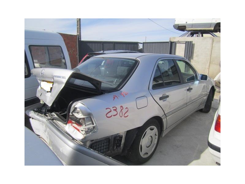 m. benz c 250 2.5 td 605 960 (w202) del año 1998