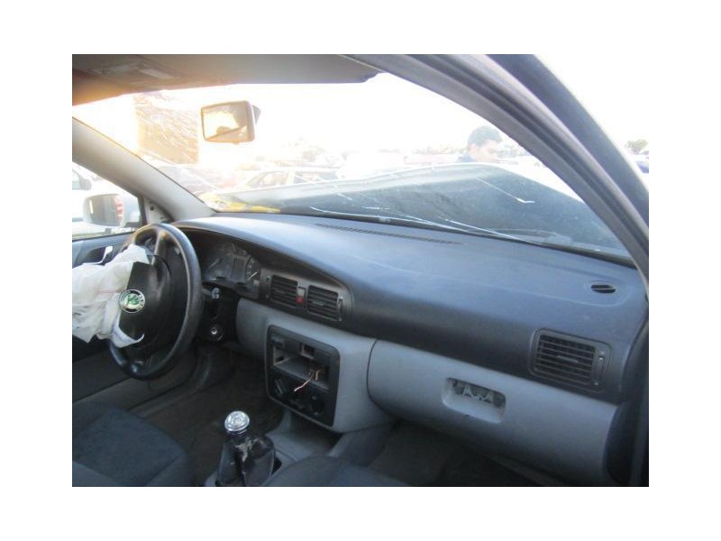 skoda octavia del año 1998