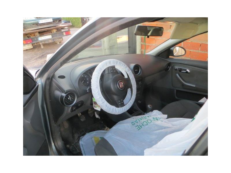 seat ibiza del año 2006