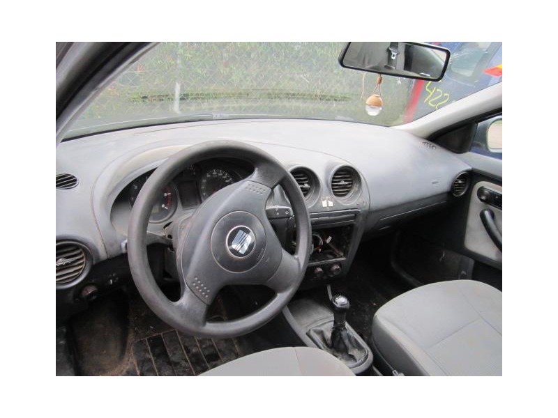 seat ibiza del año 2002