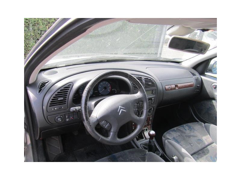 citroen xsara del año 2001