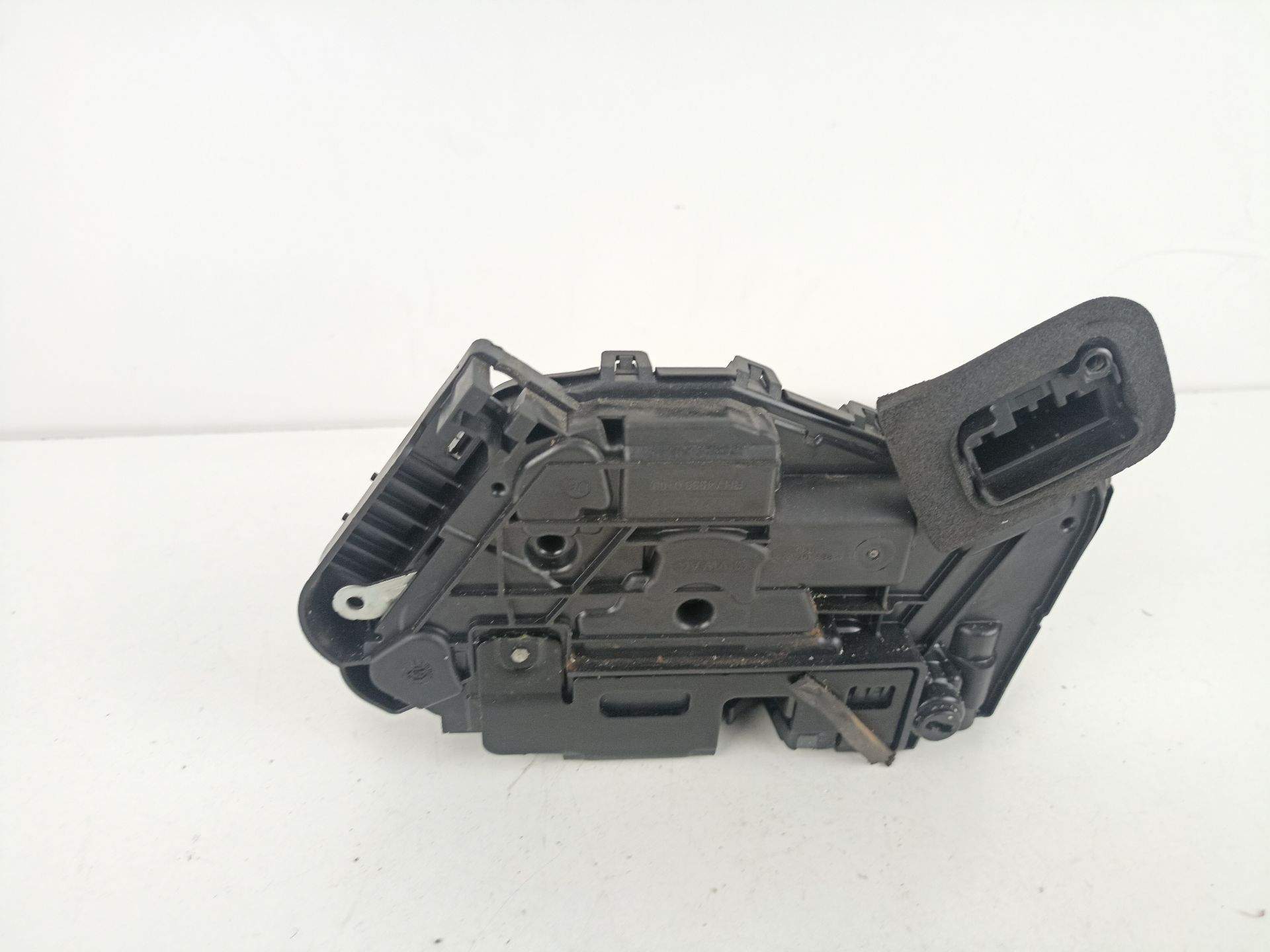 CERRADURA PUERTA TRASERA DERECHA SEAT LEON Sportstourer (KL8, KLD) A6L5TA839016L / 45380180 A6L5TA839016L45380180 - Vista 3