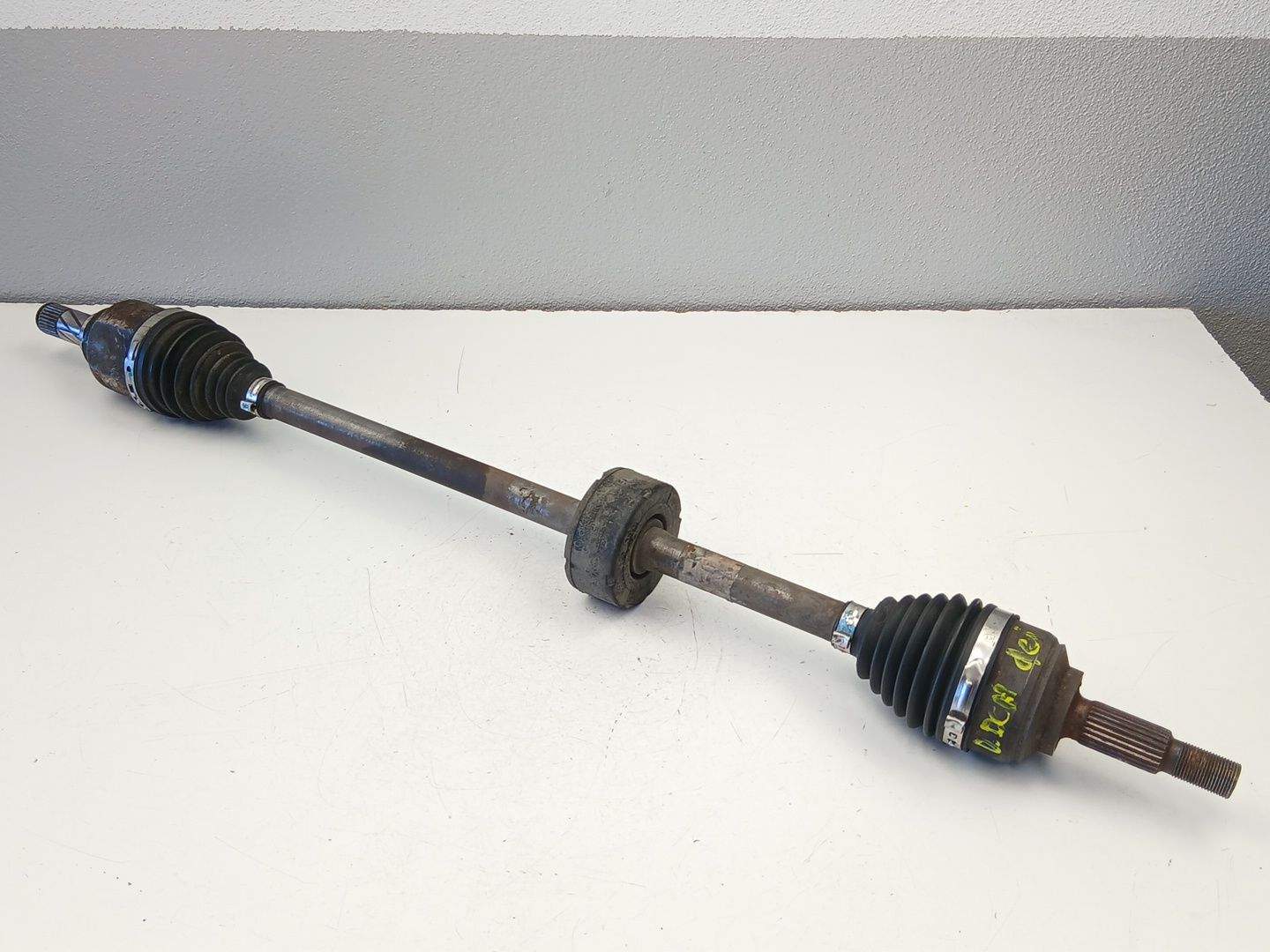 TRANSMISION DELANTERA DERECHA DACIA LOGAN II 391006553R 391006553R