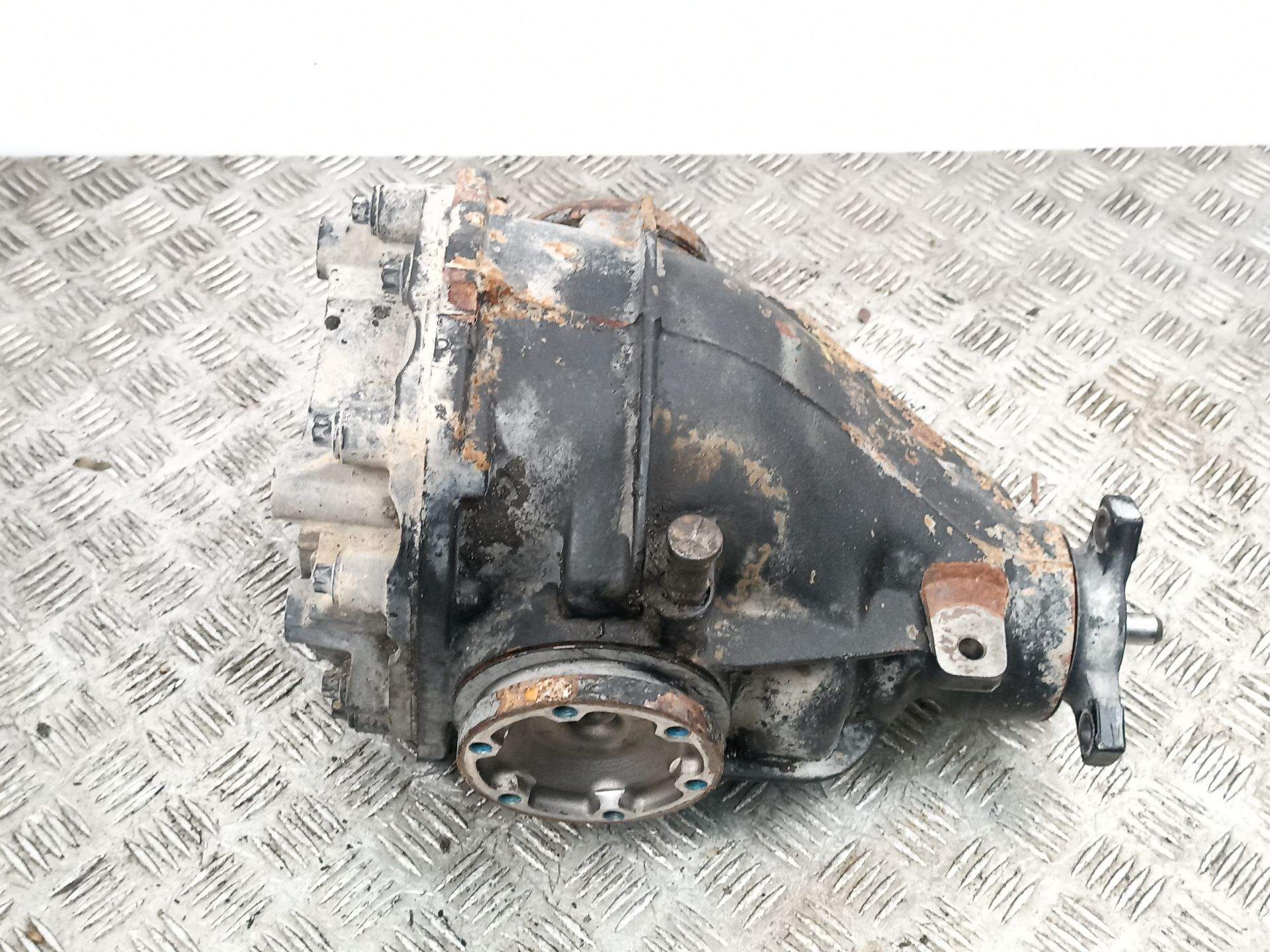 DIFERENCIAL TRASERO MERCEDES-BENZ CLASE S (W220, V220) A2203510105 A2203510105