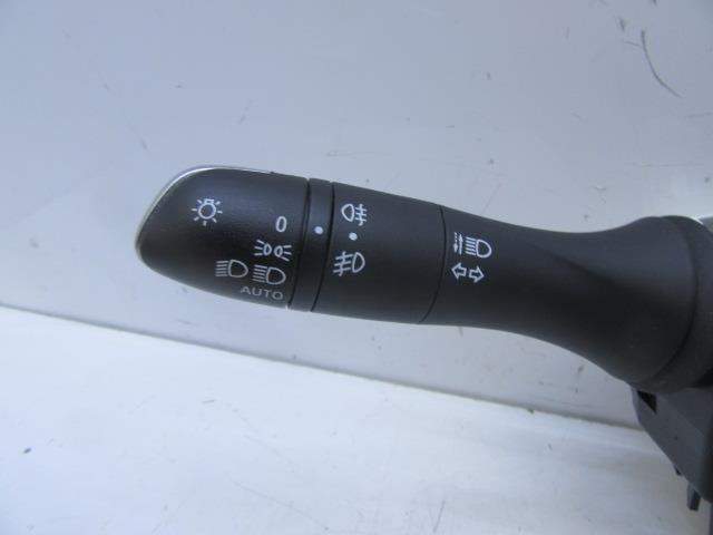 MANDO LUCES Y LIMPIAS RENAULT KADJAR (HA_, HL_) 255678341R 255678341R - Vista 3