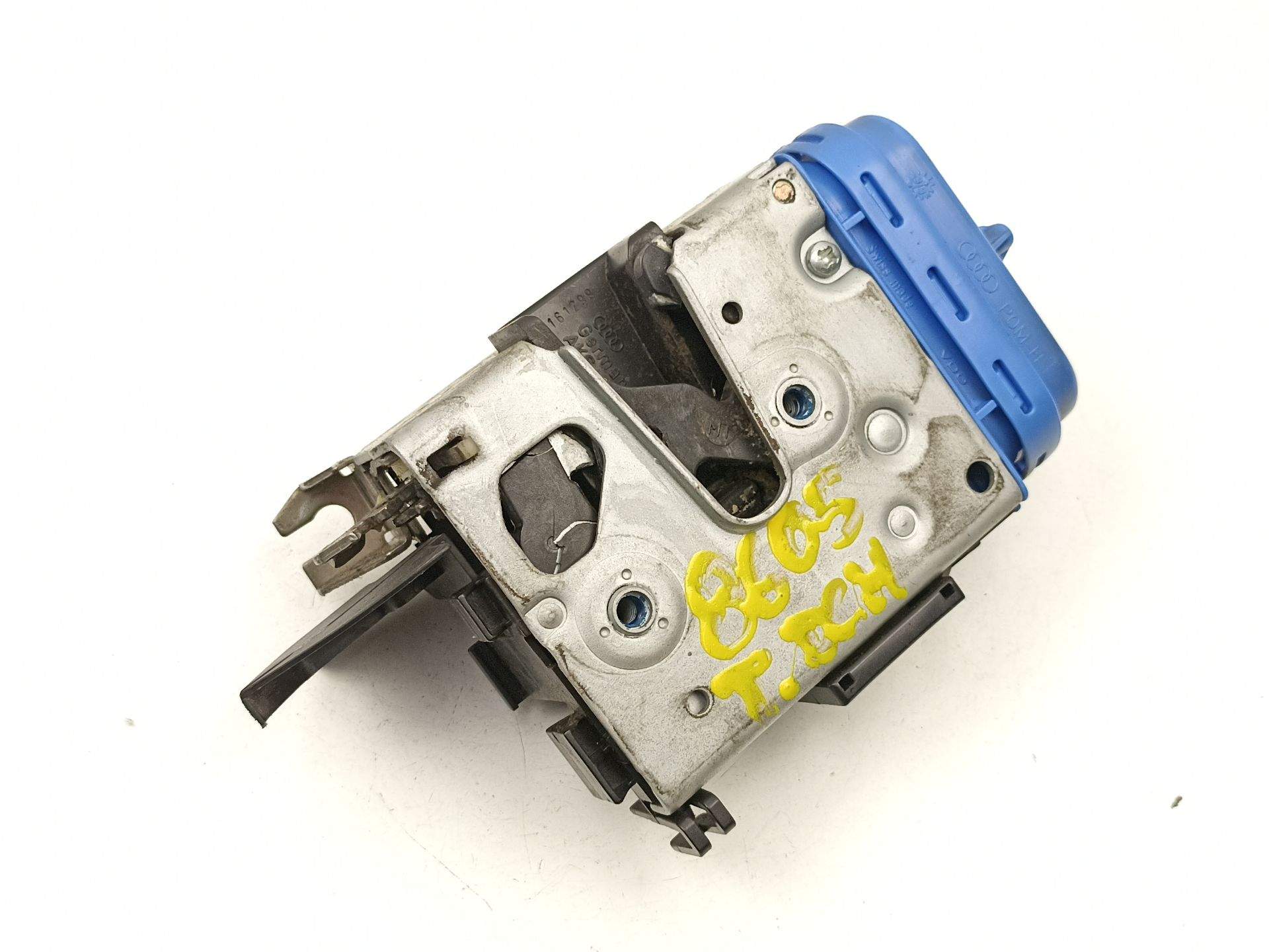 CERRADURA PUERTA TRASERA DERECHA AUDI A4 B5 (8D2) 8D0839016A 8D0839016A