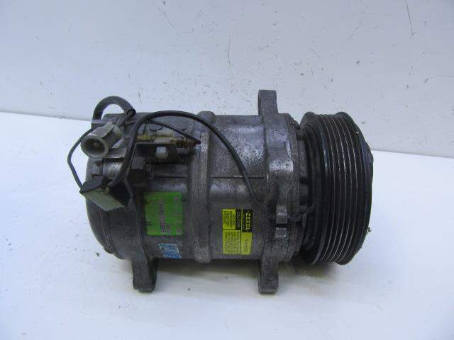 COMPRESOR AIRE ACONDICIONADO VOLVO 850 Station Wagon (855) 668D130365 / 8708581 668D1303658708581