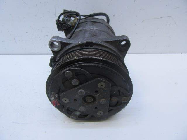 COMPRESOR AIRE ACONDICIONADO VOLVO 850 Station Wagon (855) 668D130365 / 8708581 668D1303658708581 - Vista 3