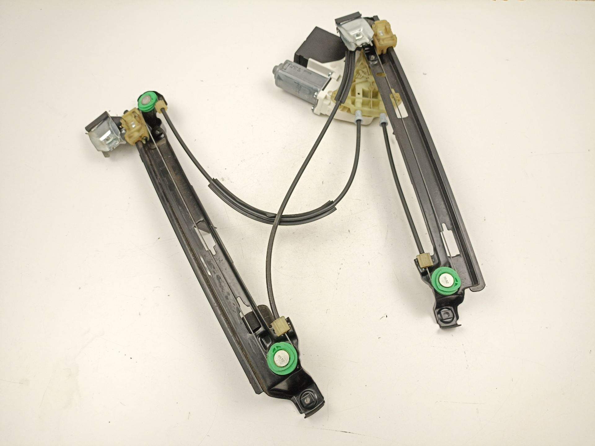 ELEVALUNAS DELANTERO DERECHO SEAT LEON (1P1) 1P0837402AB / 1T0959702AF 1P0837402AB1T0959702AF