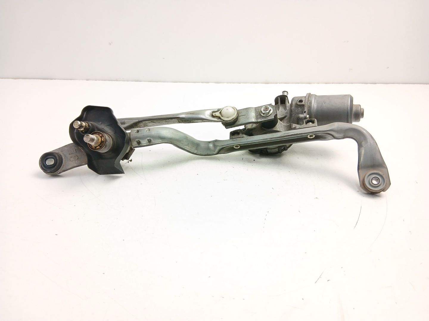 MOTOR LIMPIA DELANTERO TOYOTA YARIS (_P13_) 851100D191 851100D191 - Vista 3