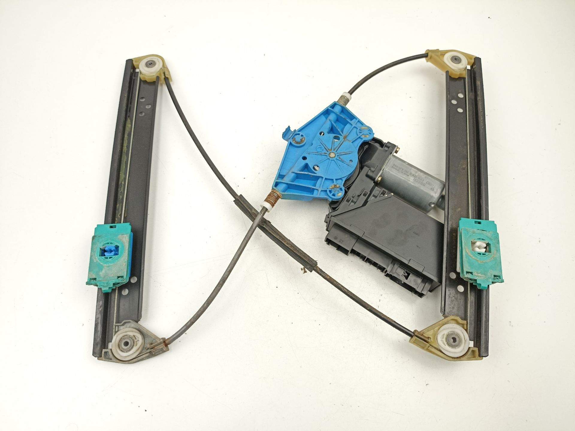 ELEVALUNAS TRASERO IZQUIERDO VOLKSWAGEN TOUAREG (7LA, 7L6, 7L7) 7L0959795 / 7L0959703 7L09597957L0959703