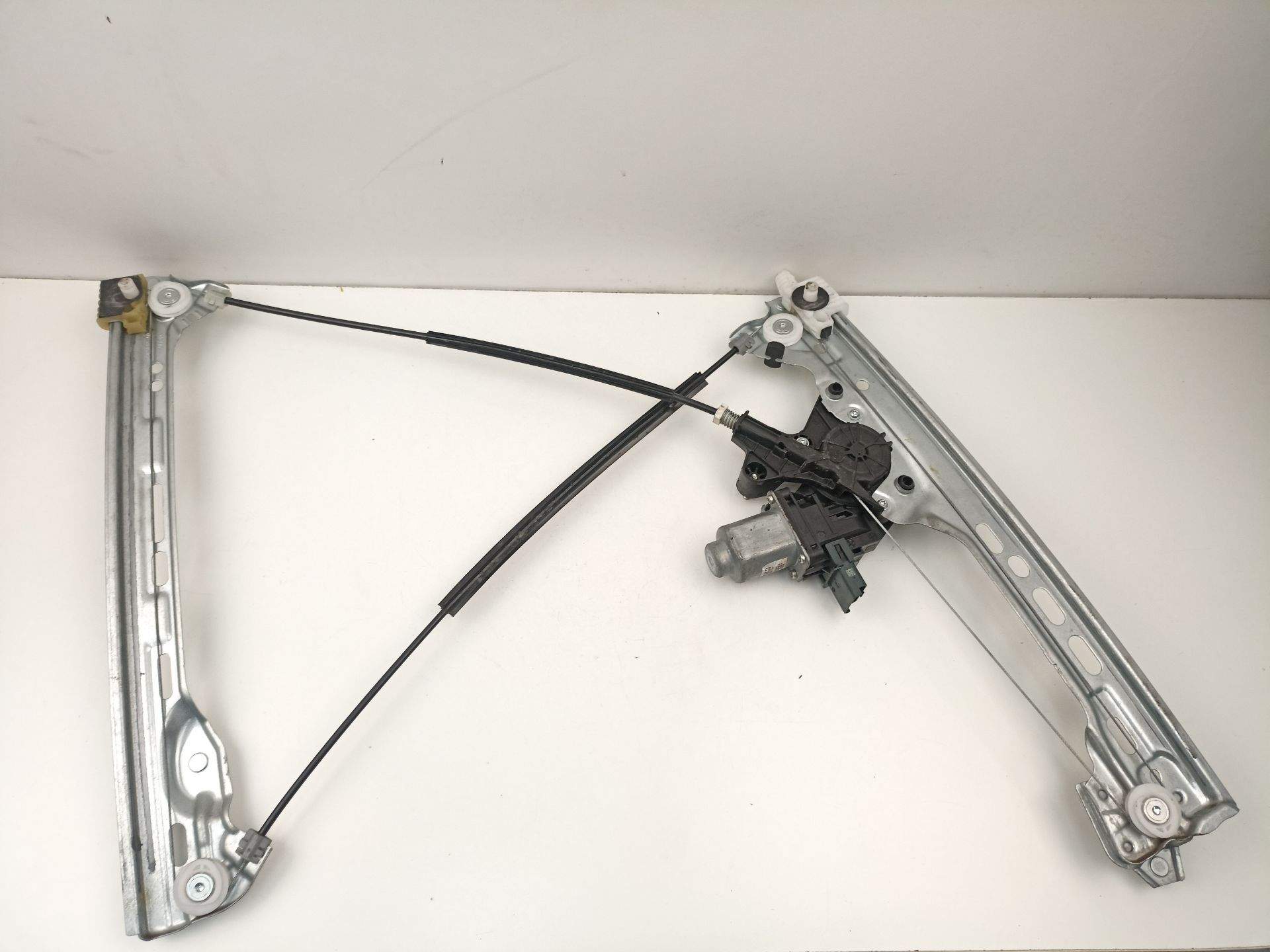 ELEVALUNAS DELANTERO DERECHO RENAULT MEGANE IV Hatchback (B9A/M/N_) 807206746R 807206746R
