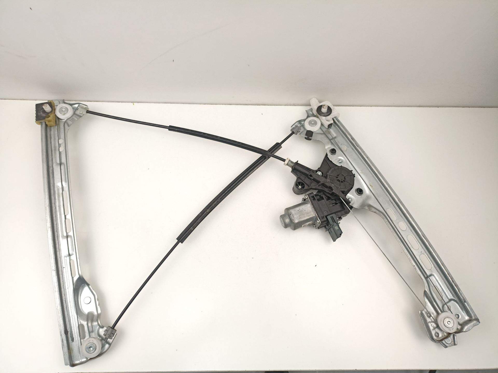 ELEVALUNAS DELANTERO DERECHO RENAULT MEGANE IV Hatchback (B9A/M/N_) 807206746R 807206746R - Vista 2
