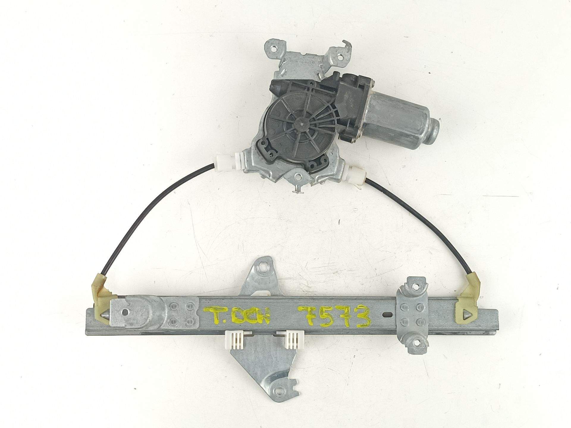 ELEVALUNAS TRASERO DERECHO NISSAN QASHQAI (J10) 82700JD400 82700JD400