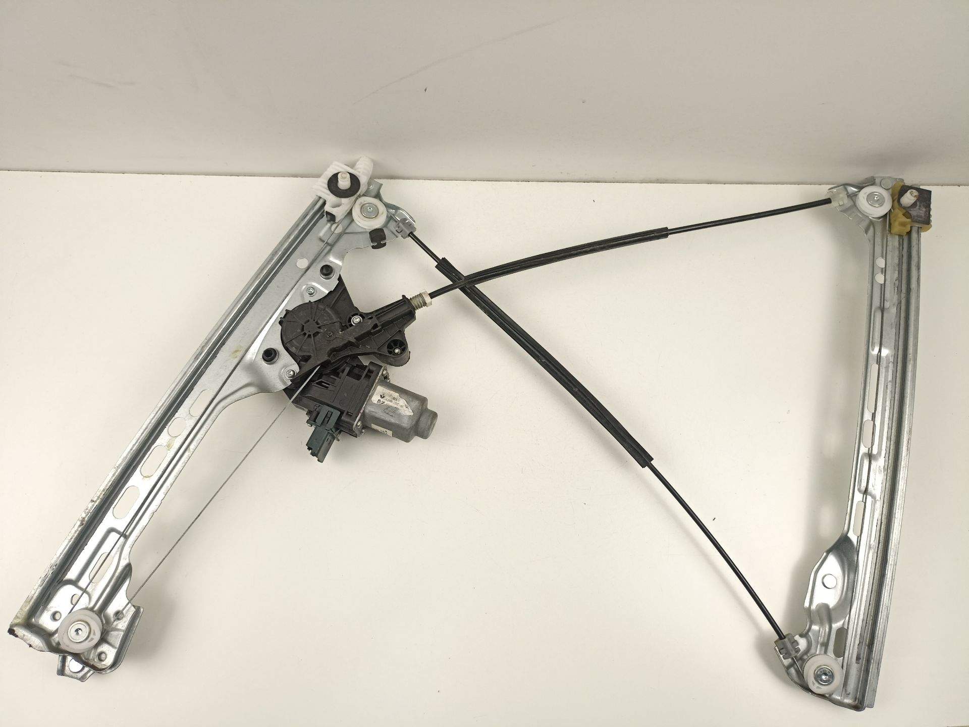 ELEVALUNAS DELANTERO IZQUIERDO RENAULT MEGANE IV Hatchback (B9A/M/N_) 807215959R 807215959R - Vista 2