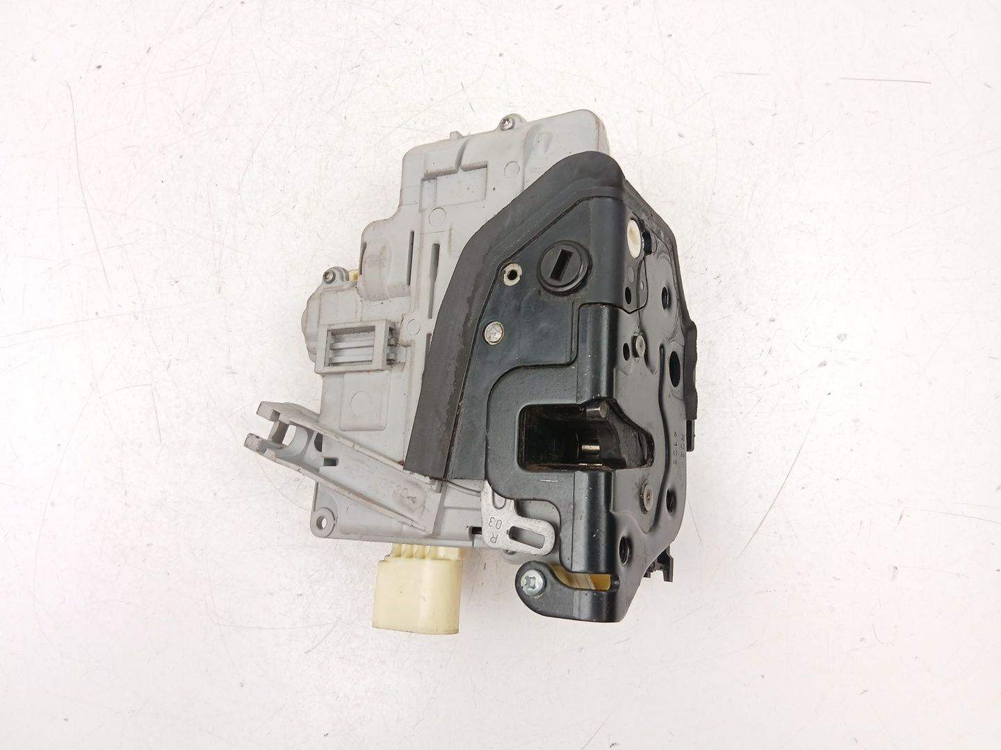 CERRADURA PUERTA TRASERA DERECHA VOLKSWAGEN PASSAT B6 Variant (3C5) 3C4839016A 3C4839016A - Vista 2
