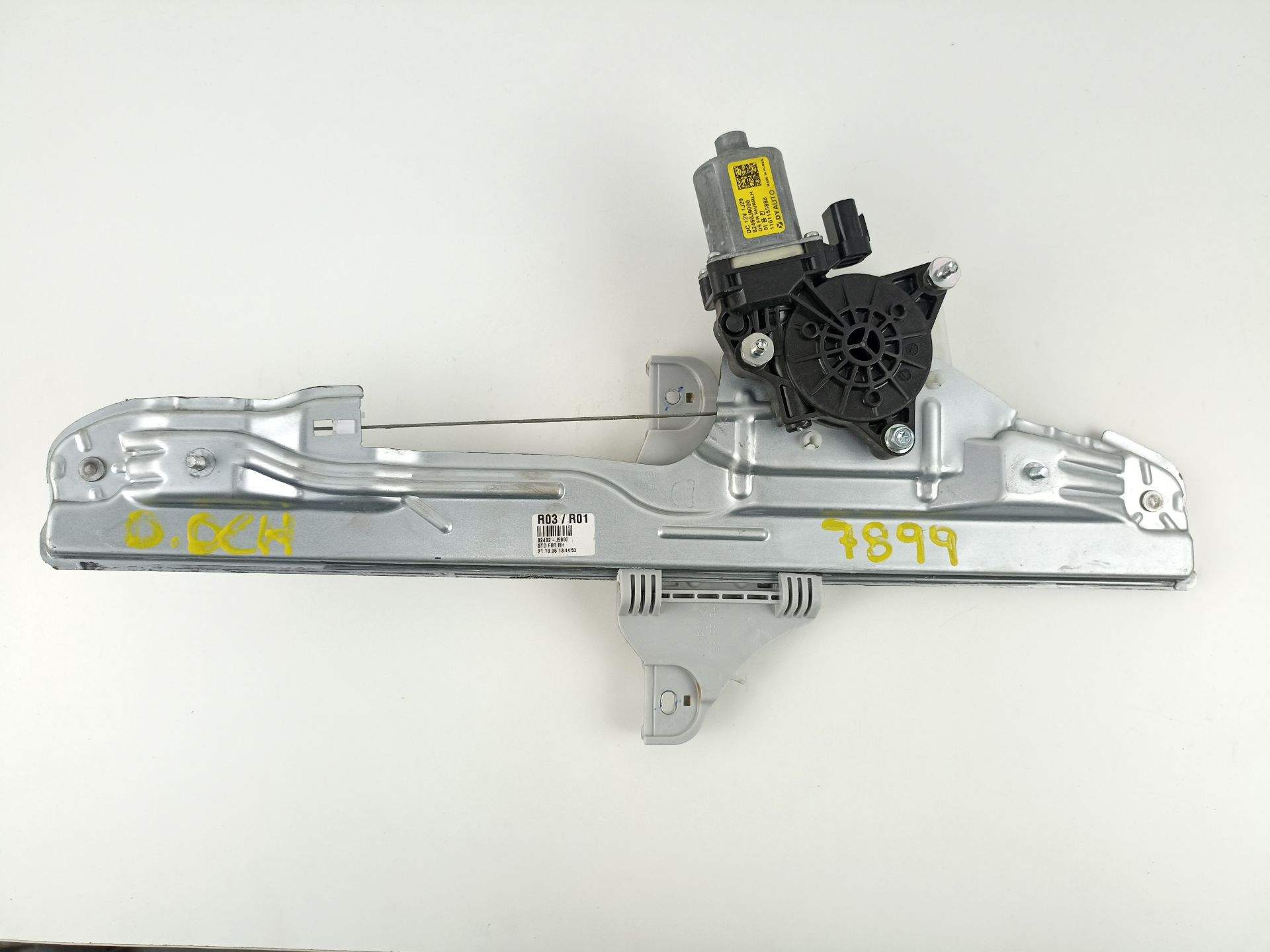 ELEVALUNAS DELANTERO DERECHO HYUNDAI KONA 82402J9000 / 82460J9000 82402J900082460J9000