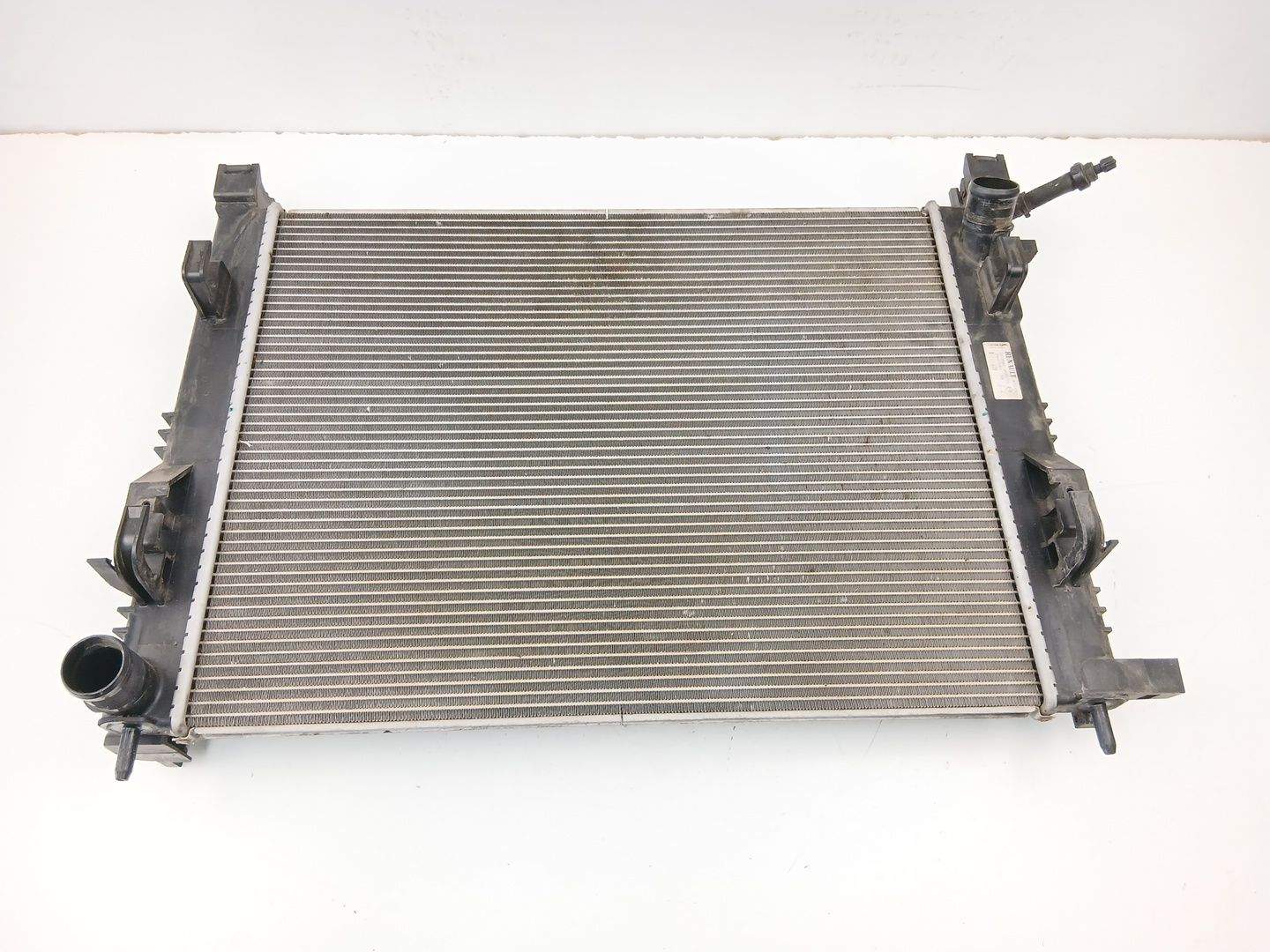 RADIADOR MOTOR GASOLINA RENAULT CAPTUR I (J5_, H5_) 214107326R / 21410B680A 214107326R21410B680A