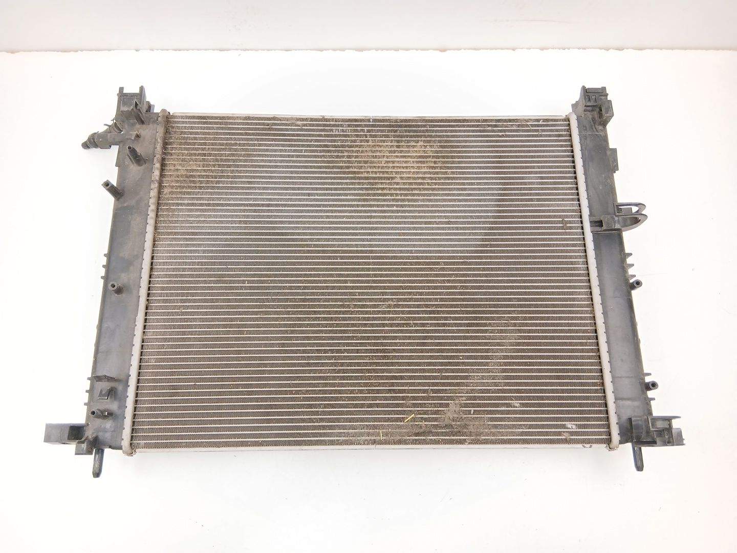 RADIADOR MOTOR GASOLINA RENAULT CAPTUR I (J5_, H5_) 214107326R / 21410B680A 214107326R21410B680A - Vista 3
