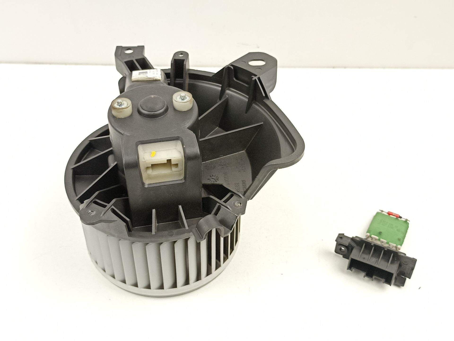 MOTOR CALEFACCION OPEL CORSA D (S07) 13335075 13335075