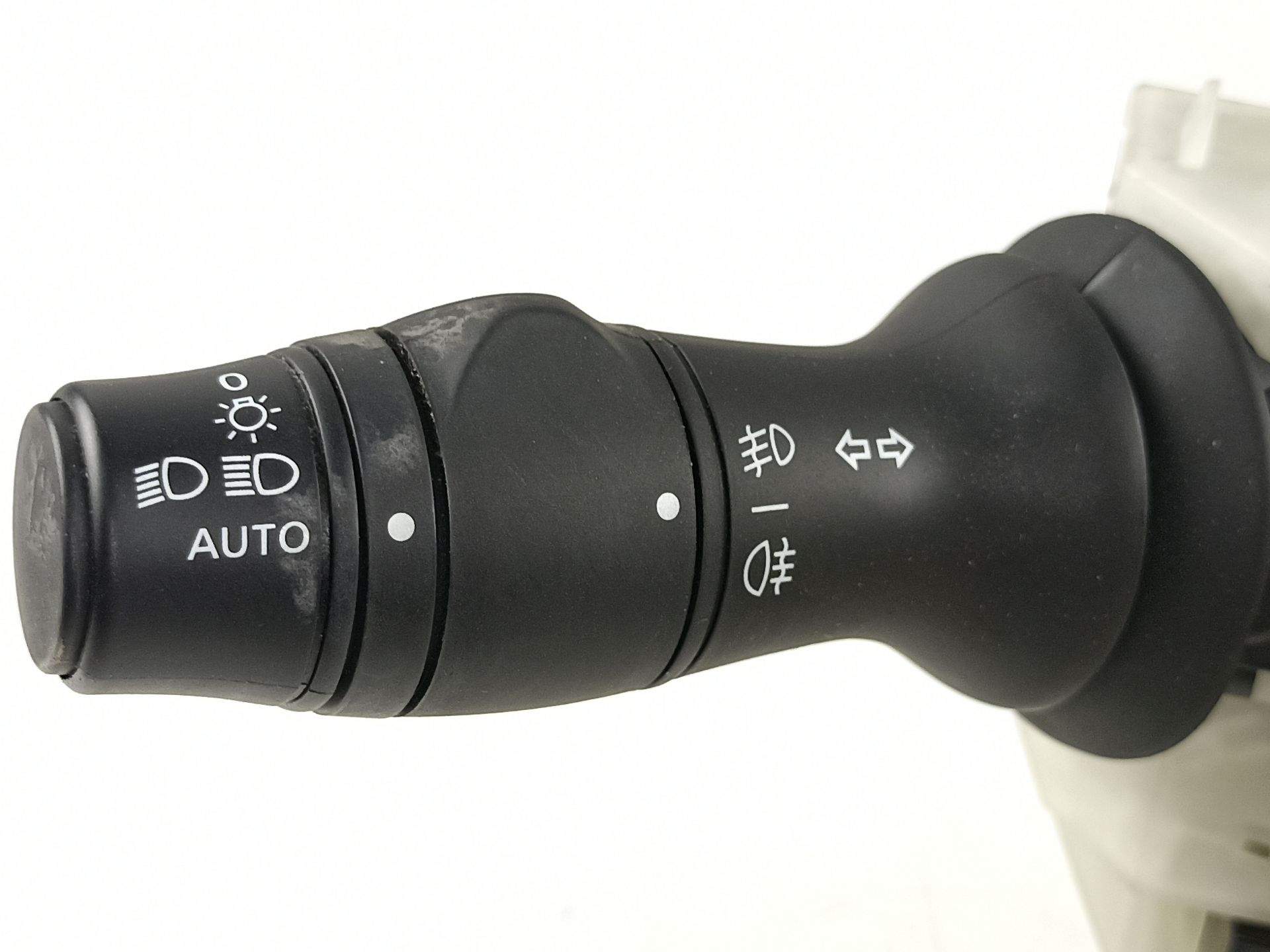 MANDO LUCES Y LIMPIAS RENAULT MEGANE III Hatchback (BZ0/1_, B3_) 255670019R 255670019R - Vista 3