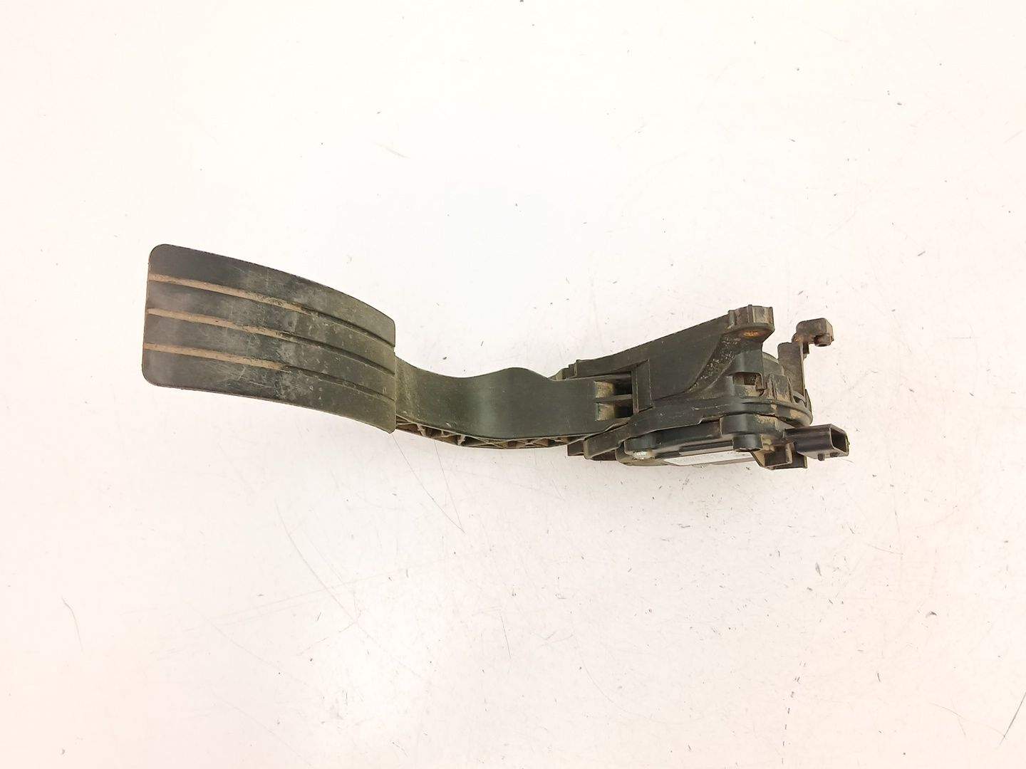POTENCIOMETRO ACELERACION DACIA SANDERO II (B8_) 180022703R / 6PV00997803 180022703R6PV00997803 - Vista 2