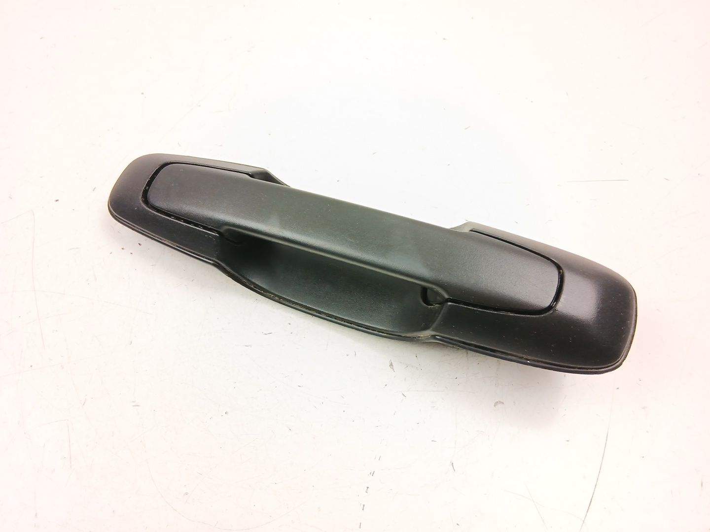 MANILLA DELANTERA IZQUIERDA SUZUKI GRAND VITARA I (FT, HT) 8282065D00 8282065D00