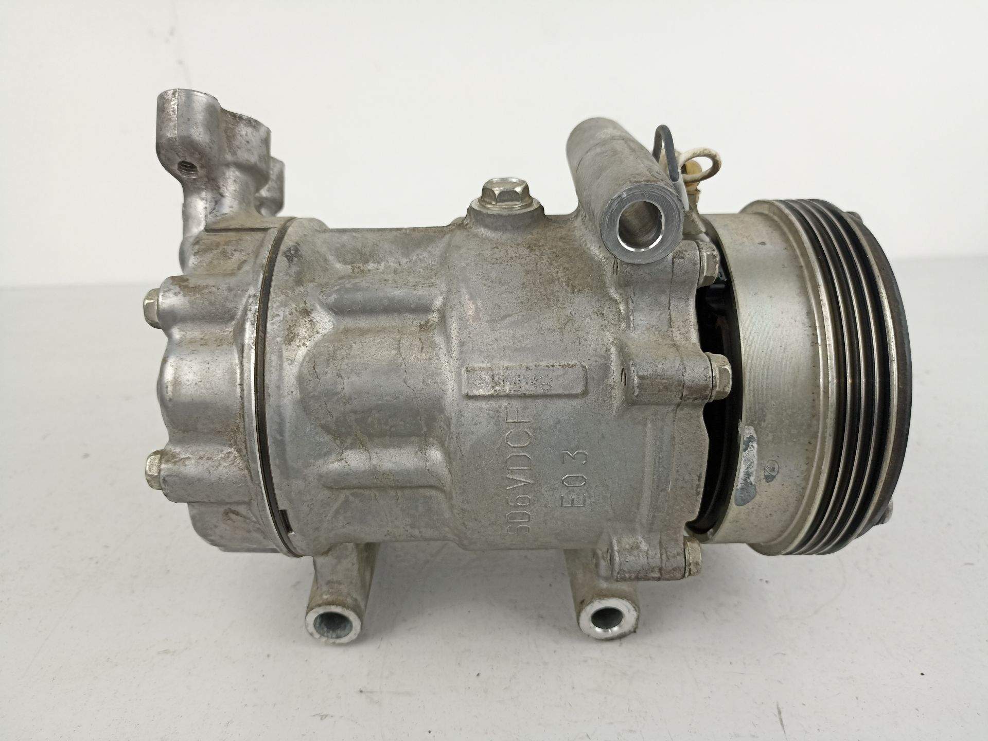 COMPRESOR AIRE ACONDICIONADO DACIA Sandero 8200840899 / 01095808161 820084089901095808161 - Vista 2