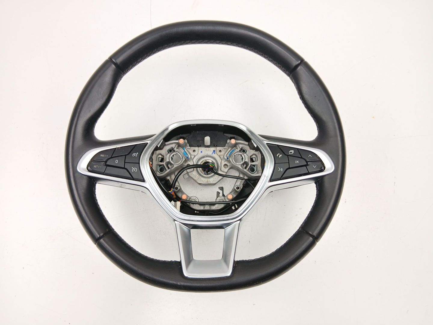 VOLANTE RENAULT CAPTUR II (HF_) 484002607R 484002607R - Vista 2