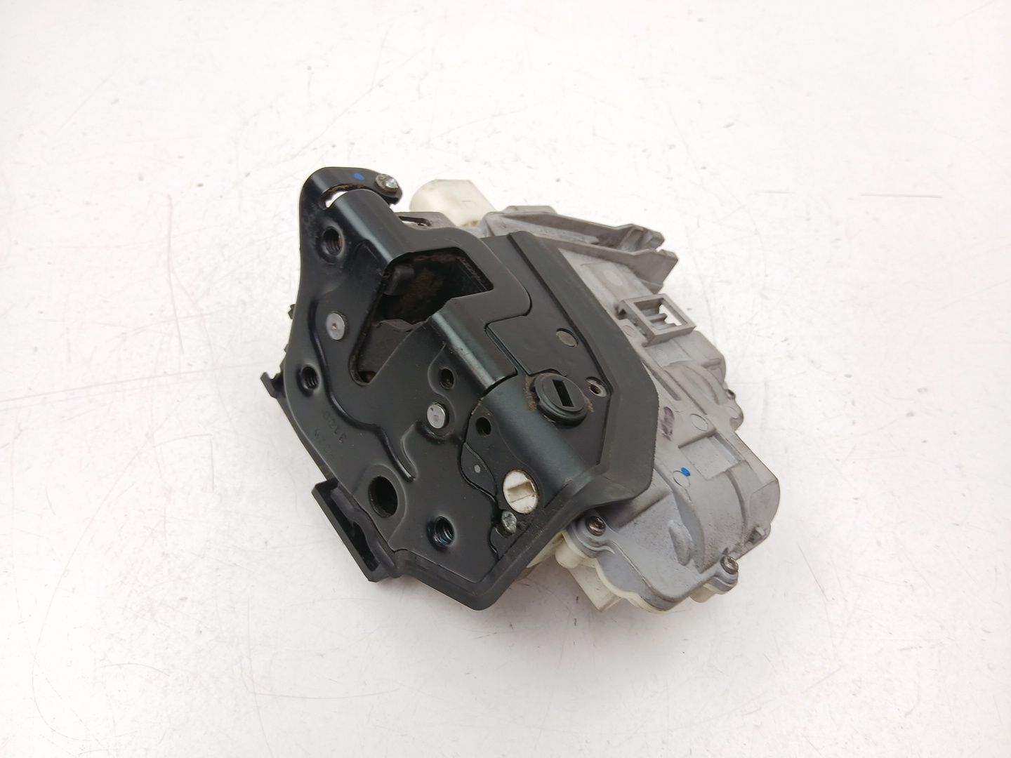 CERRADURA PUERTA TRASERA DERECHA SKODA SUPERB II (3T4) 3C4839016A 3C4839016A