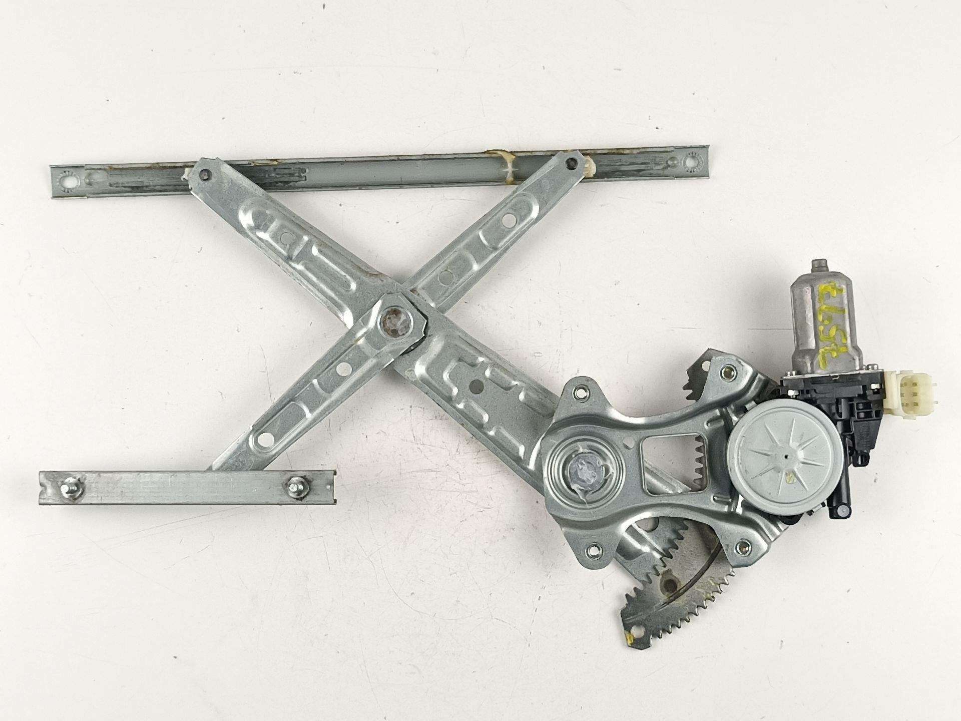 ELEVALUNAS TRASERO IZQUIERDO NISSAN X-TRAIL III (T32_, T32R, T32RR) 827214CA0A / 2621004660 / 827311BA0A 827214CA0A2621004660827311BA0A
