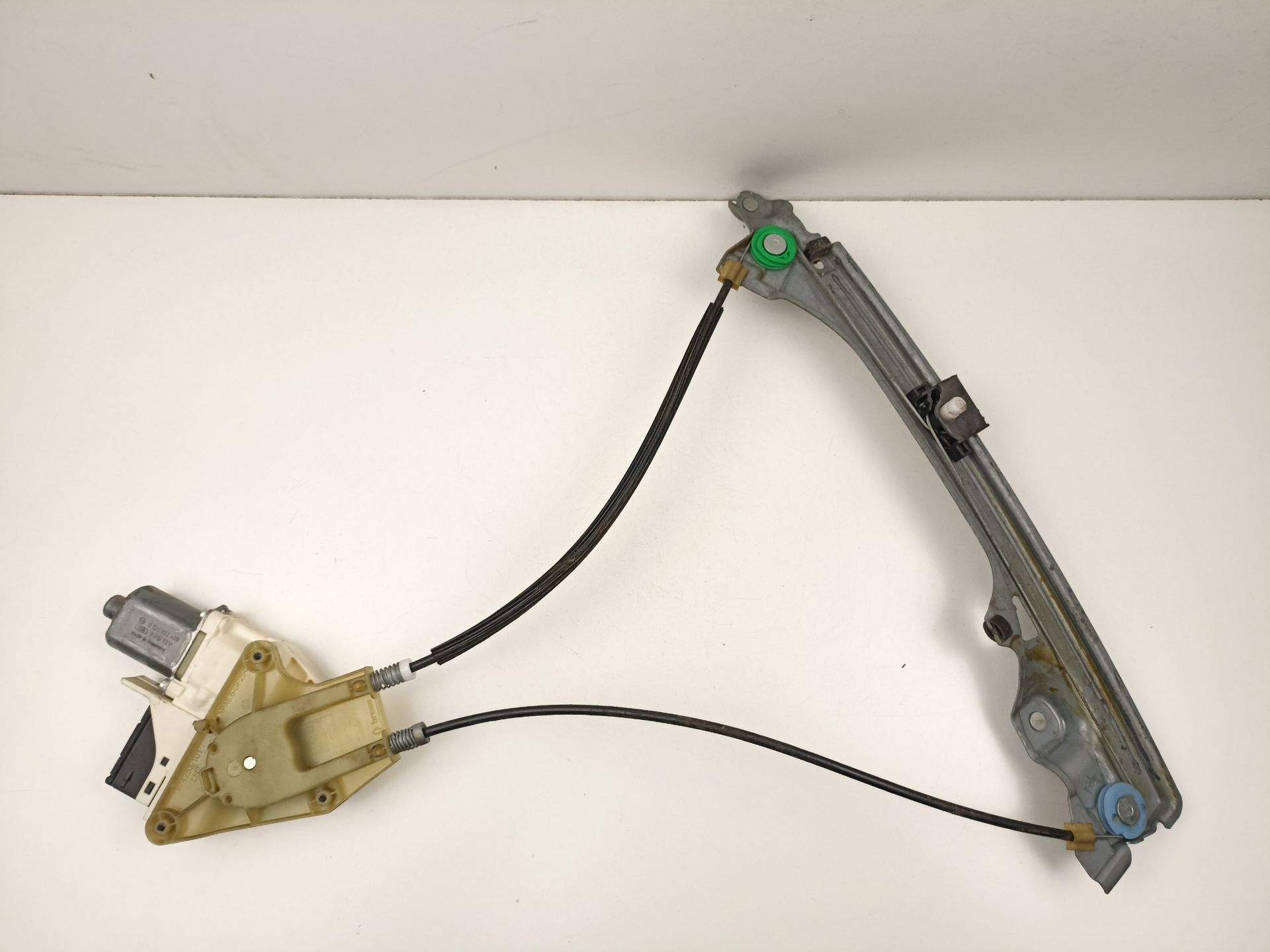 ELEVALUNAS TRASERO IZQUIERDO RENAULT LAGUNA III (BT0/1) 827010001R / 827310001R 827010001R827310001R - Vista 2