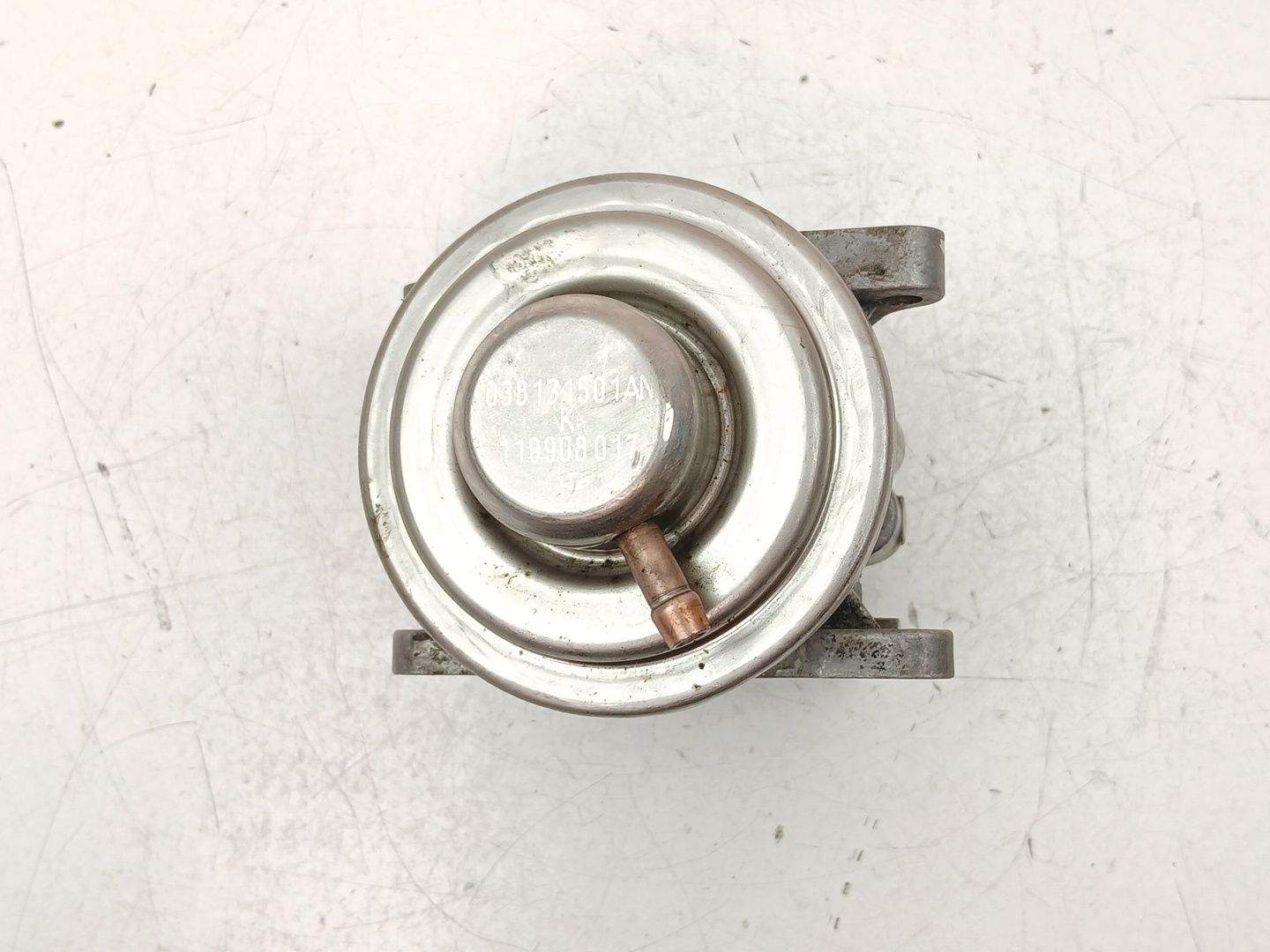 VALVULA EGR SKODA SUPERB II (3T4) 038129637D / 038131501AN 038129637D038131501AN - Vista 2