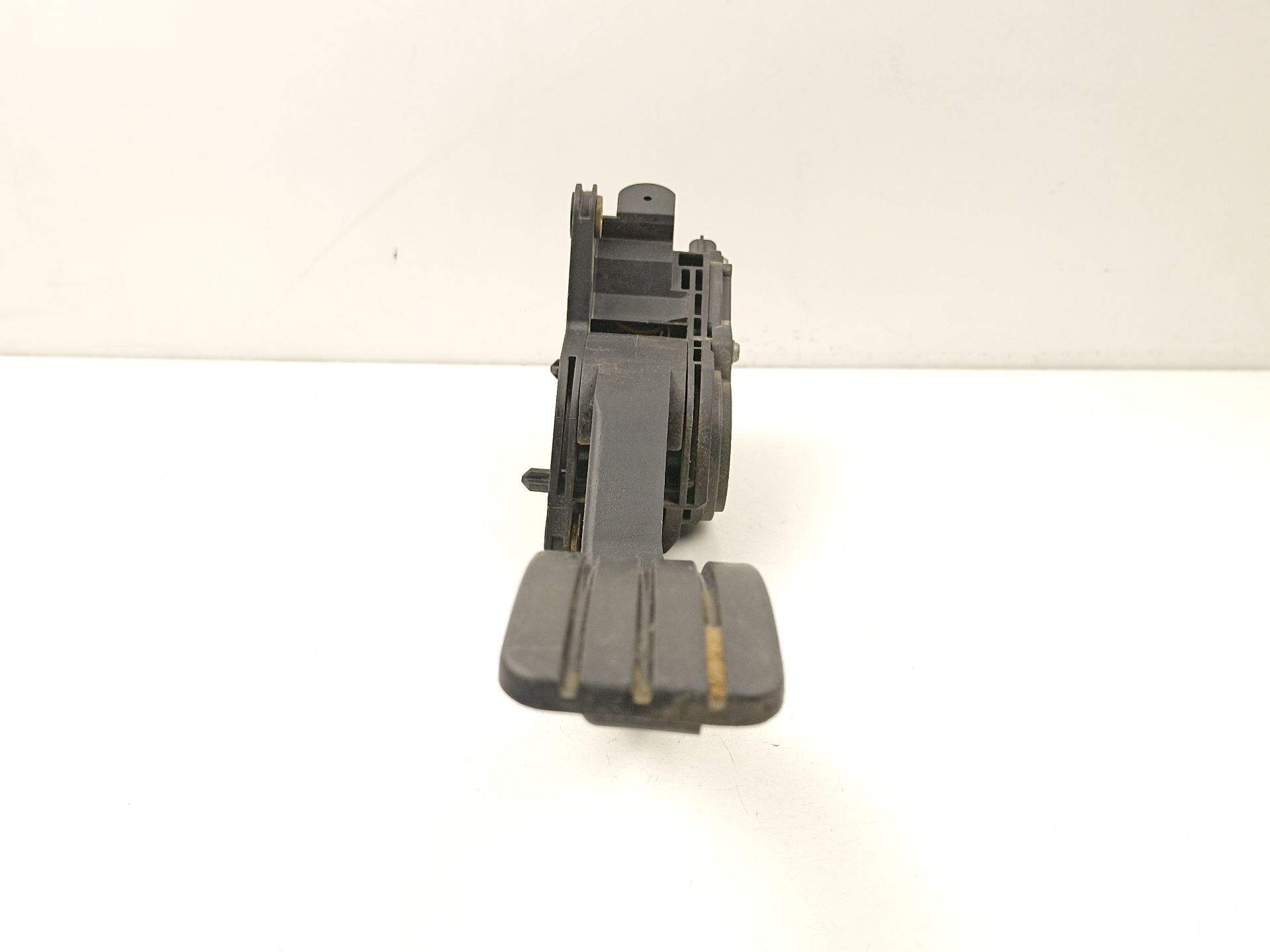 POTENCIOMETRO ACELERACION RENAULT LAGUNA III (BT0/1) 180050001R / 0280755085 180050001R0280755085 - Vista 3