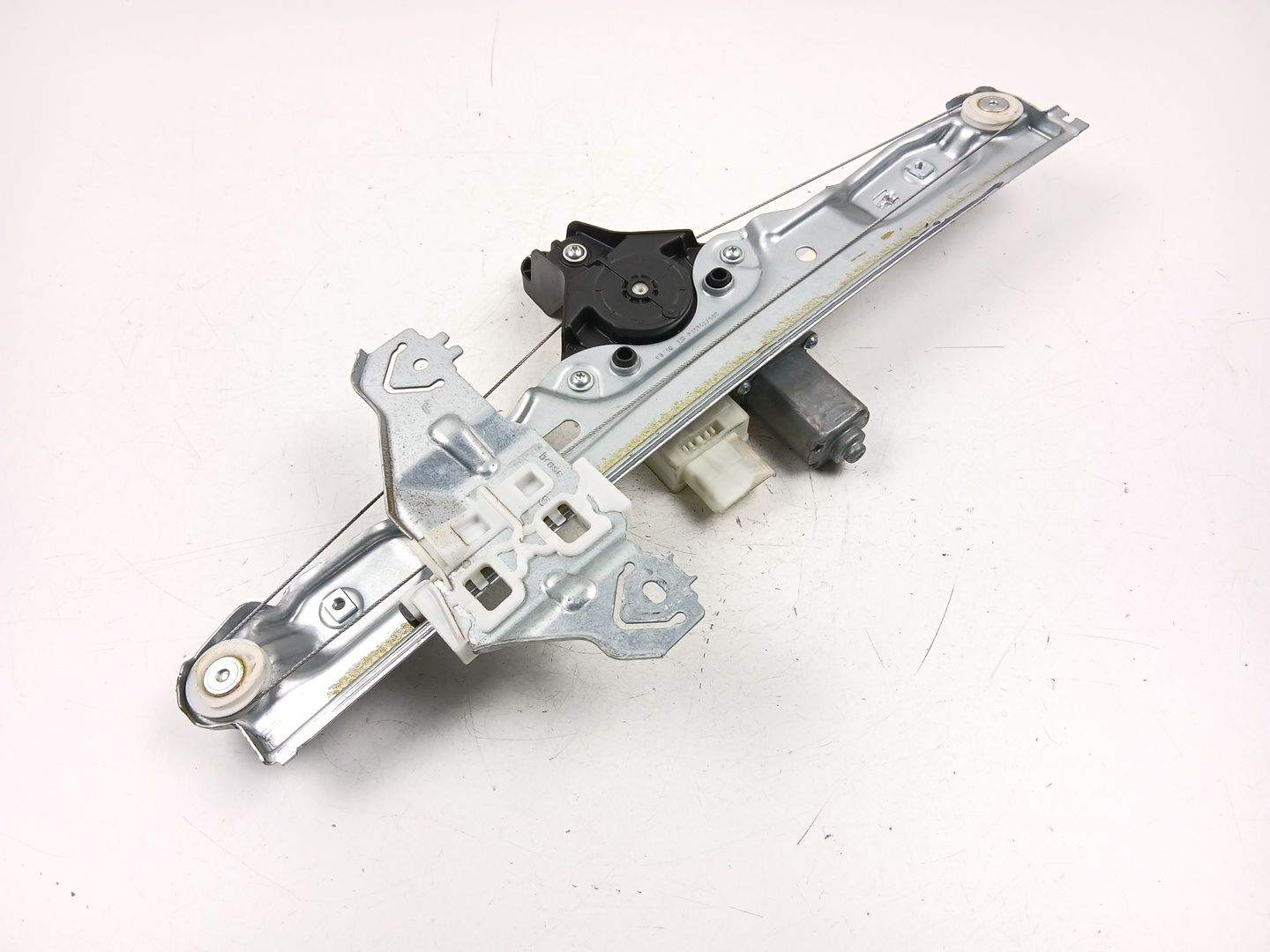 ELEVALUNAS TRASERO IZQUIERDO NISSAN QASHQAI II (J11, J11_) 82701HV00C 82701HV00C