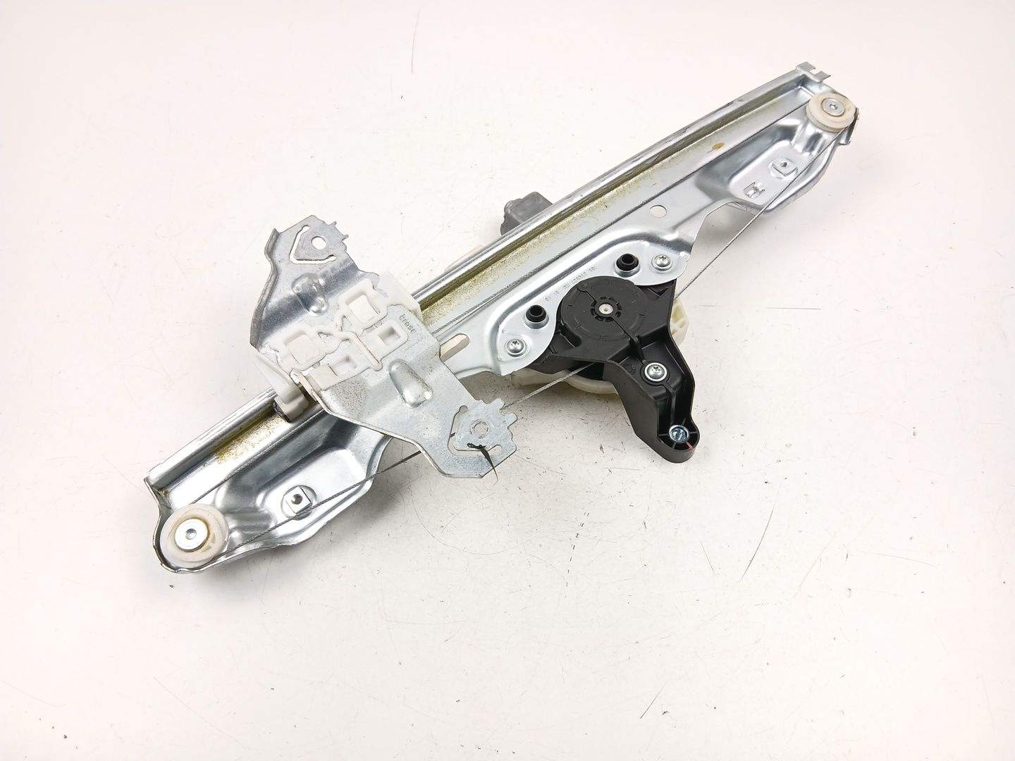 ELEVALUNAS TRASERO DERECHO NISSAN QASHQAI II (J11, J11_) 82700HV00C 82700HV00C