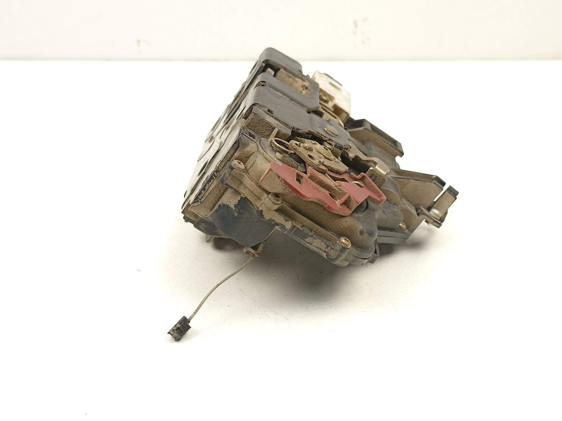 CERRADURA PUERTA DELANTERA DERECHA VOLKSWAGEN TOUAREG (7LA, 7L6, 7L7) 3D1837016A 3D1837016A - Vista 3