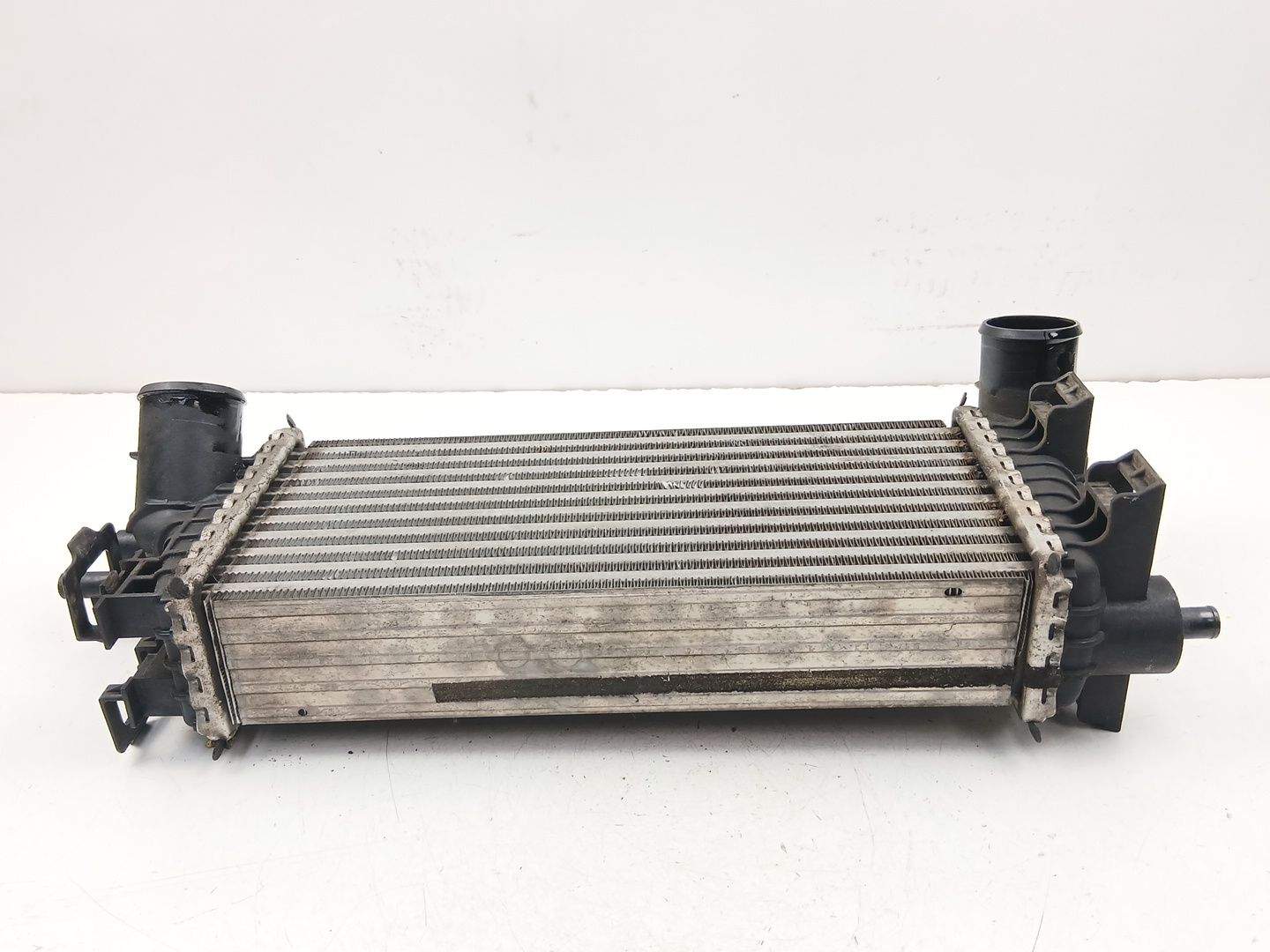 RADIADOR INTERCOOLER FORD FOCUS III CV619L440VC CV619L440VC - Vista 3