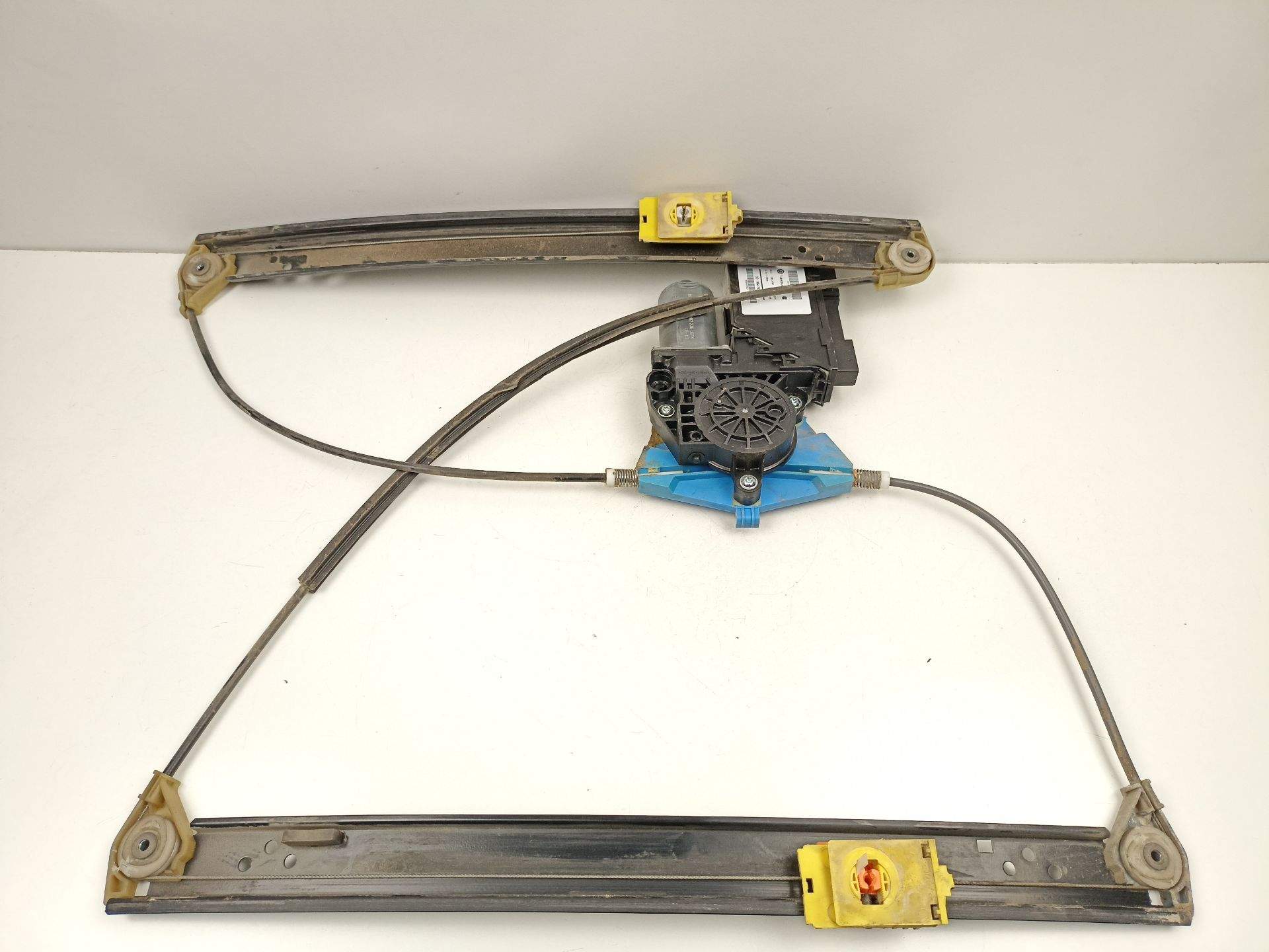 ELEVALUNAS DELANTERO IZQUIERDO VOLKSWAGEN TOUAREG (7LA, 7L6, 7L7) 7L0959701H / 3D1959793F 7L0959701H3D1959793F