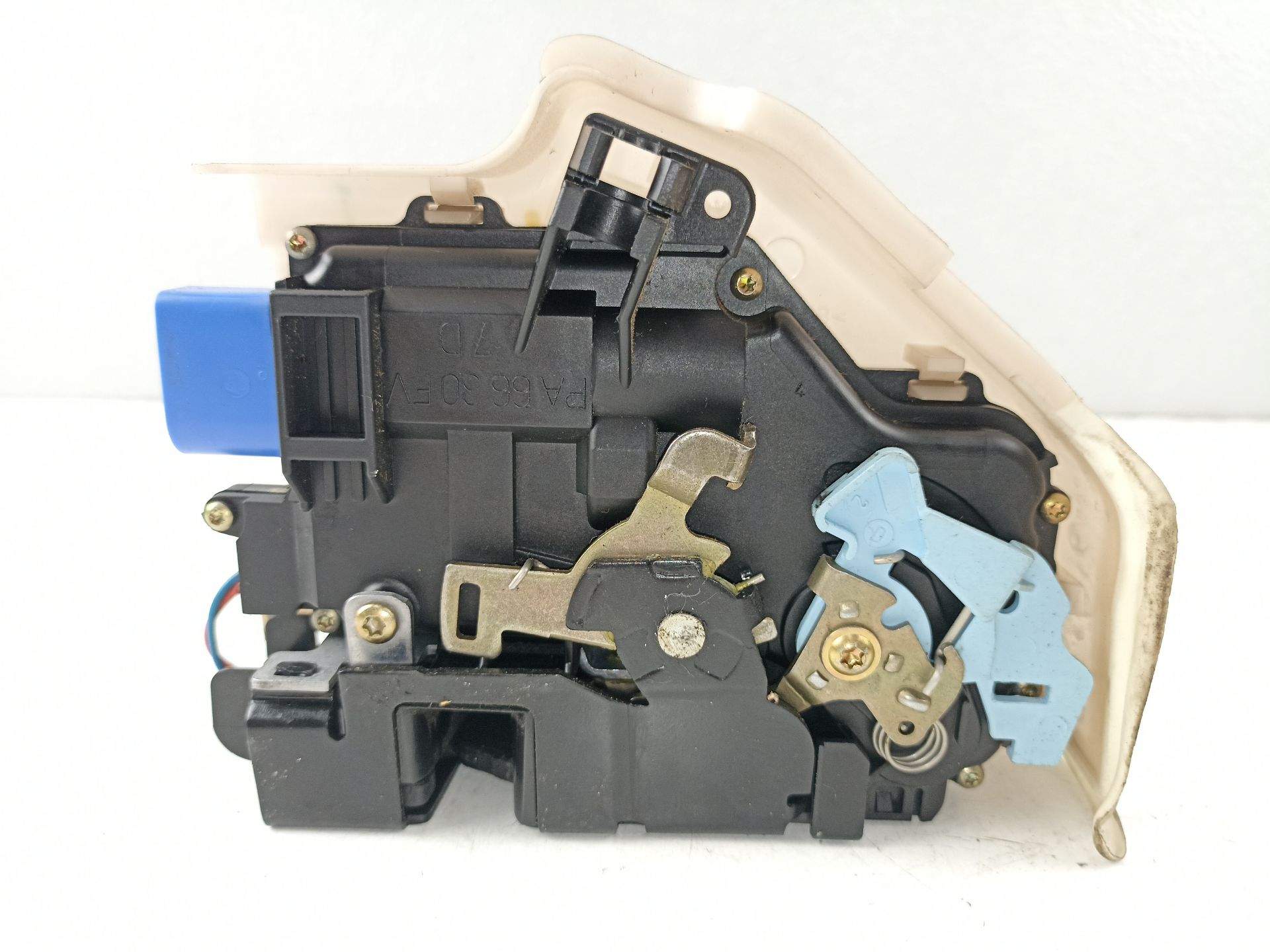 CERRADURA PUERTA DELANTERA DERECHA VOLKSWAGEN GOLF V (1K1) 3D1837016 / 1K0837350 3D18370161K0837350 - Vista 3
