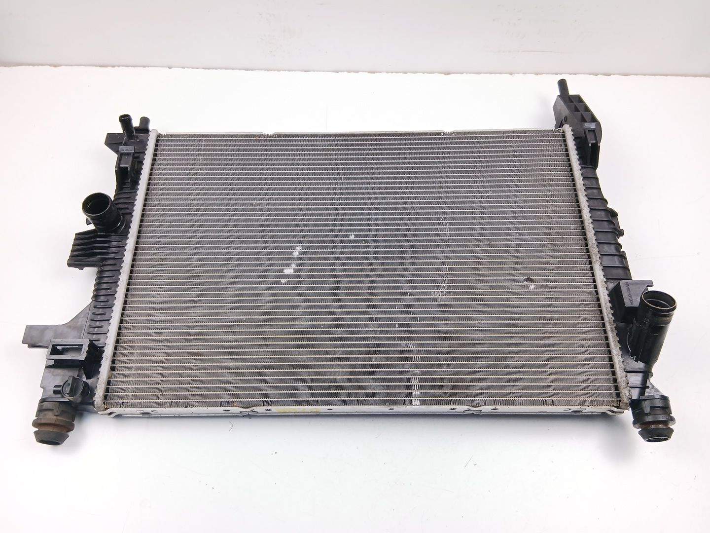 RADIADOR MOTOR GASOLINA FORD FOCUS III CV618005VC / DV618C342WD CV618005VCDV618C342WD