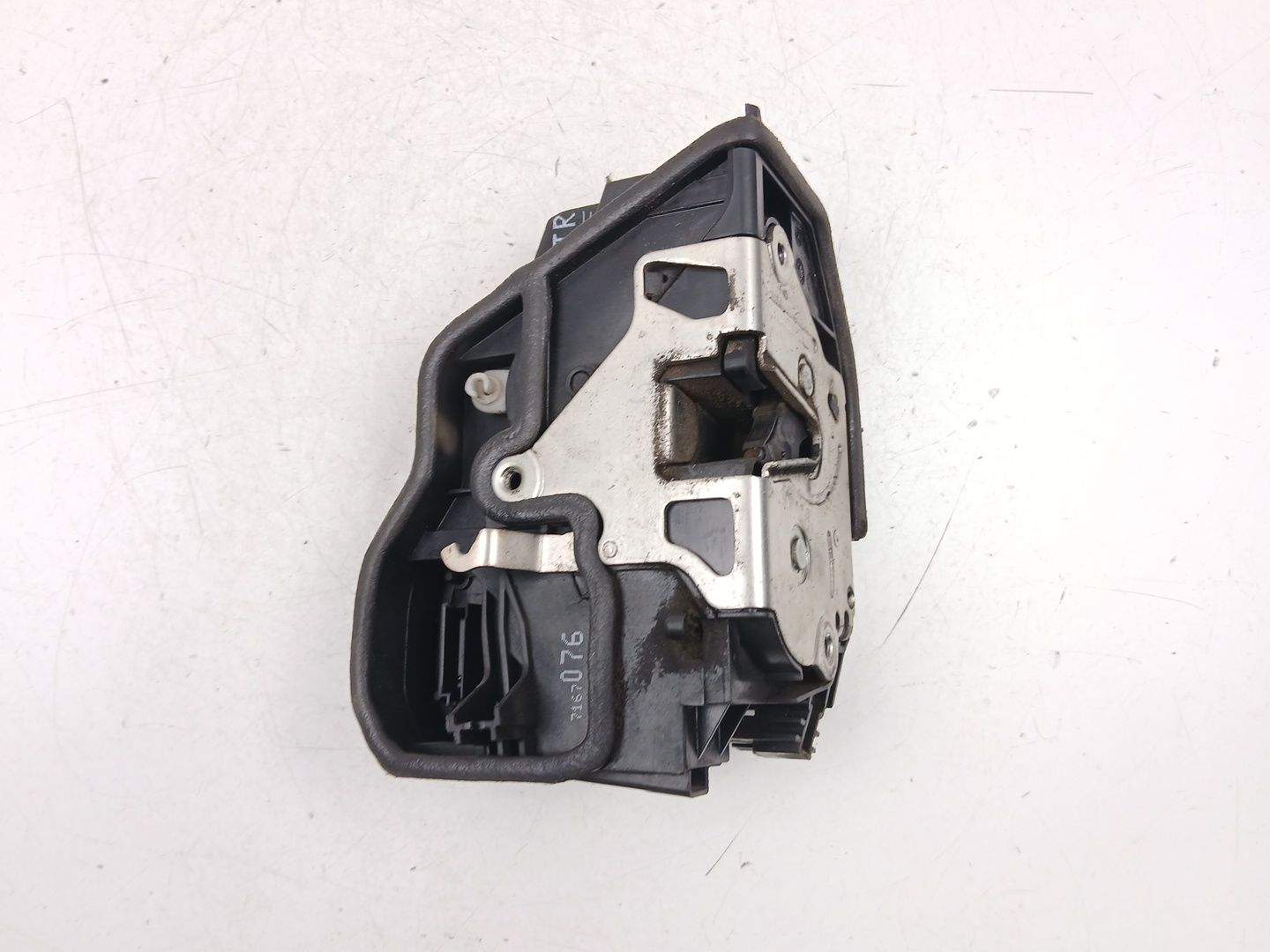 CERRADURA PUERTA TRASERA DERECHA BMW X3 (E83) 7167076 7167076 - Vista 2