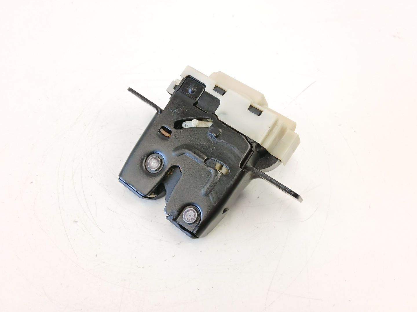 CERRADURA MALETERO / PORTON RENAULT MEGANE II Sedán (LM0/1_) 8200076240 8200076240