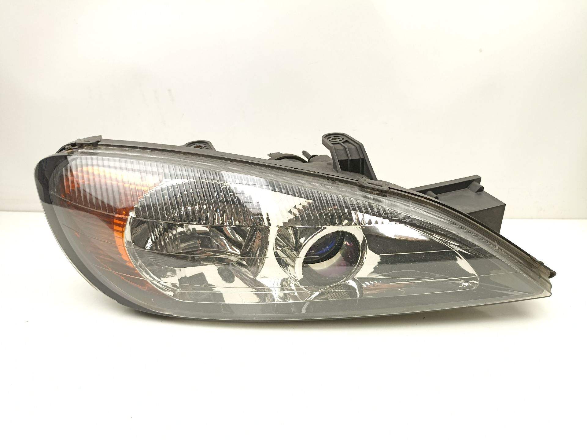 FARO DERECHO NISSAN PRIMERA Hatchback (P11) 260109F628 260109F628