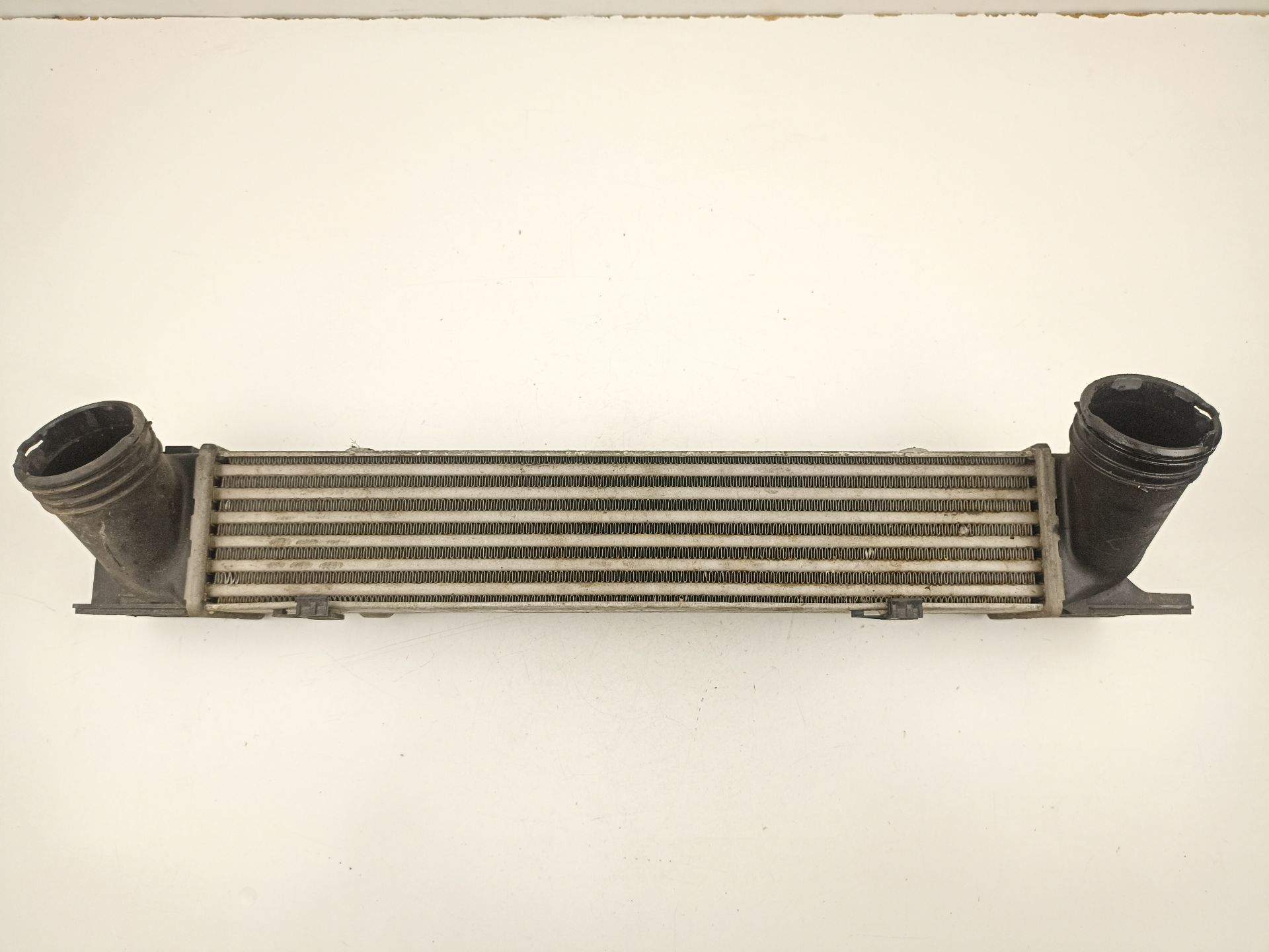 RADIADOR INTERCOOLER BMW 1 (E81) 7524916 / 17517524916 / 3093796 7524916175175249163093796 - Vista 2